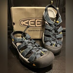 New in box! Kenn Newport H2 Men's Sandals Size 14 - Navy Blue / Medium Gray